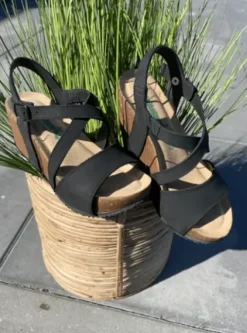 BioNatura Sort Sandal På Kilehæl Style 24A810