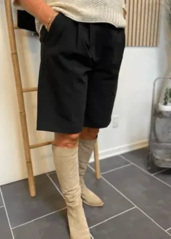 Co Couture Sort Vola Bermuda Shorts