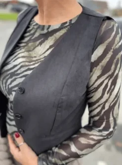Continue Bobby Velvet Sort Vest