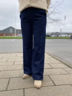 Continue Roberta Jeans