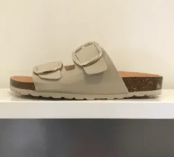 Copenhagen Shoes Amanda Beige Lak Sandal – SPAR 70%