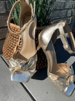 Copenhagen Shoes Dancing Gold Sandal