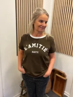 Haute Lamitie Neckline Logo Brun T-shirt