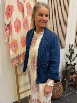 Marta Eva Kjole Creme/Rosa/Lyseblå Print