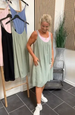 Marta Lysegrøn Strop Kjole