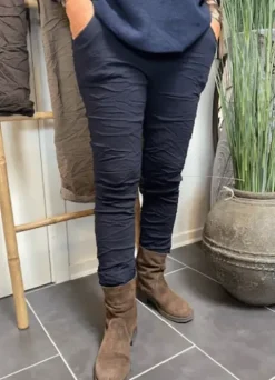 Marta Rosella Blå Buks