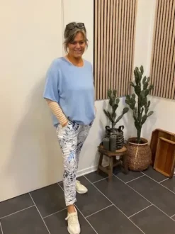 Marta Sia Strik Lyseblå