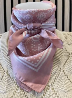 Three M Rosa-creme Tørklæde